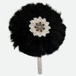 eventail rond noir argent plumes africain
